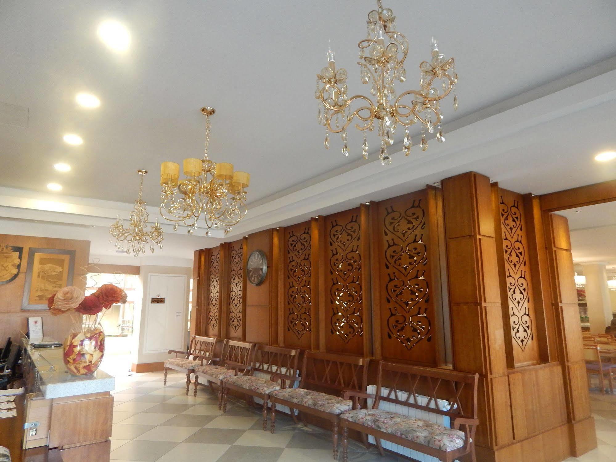 Life Hotel Infinity Грамаду Екстер'єр фото